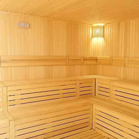 President Kop Alex Aparthotel